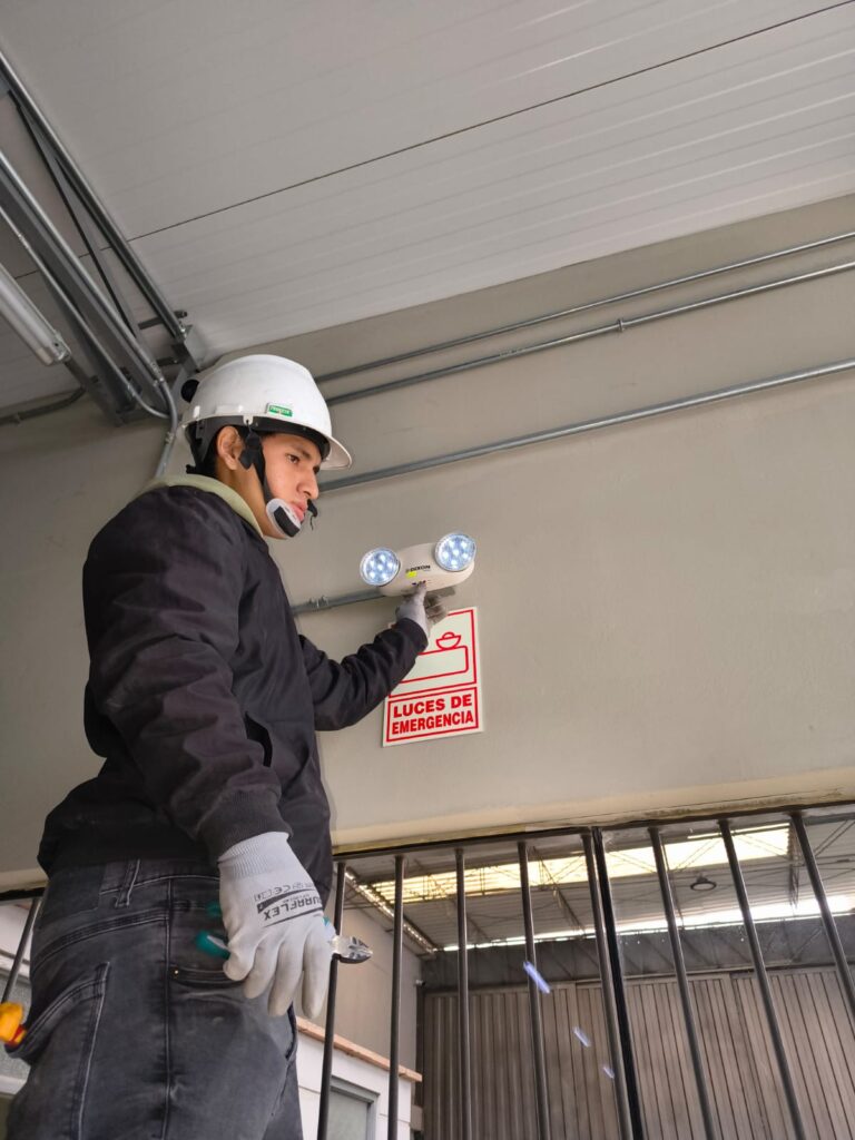 Imagen de WhatsApp 2025-08-19 a las 19.49.17_56f01105